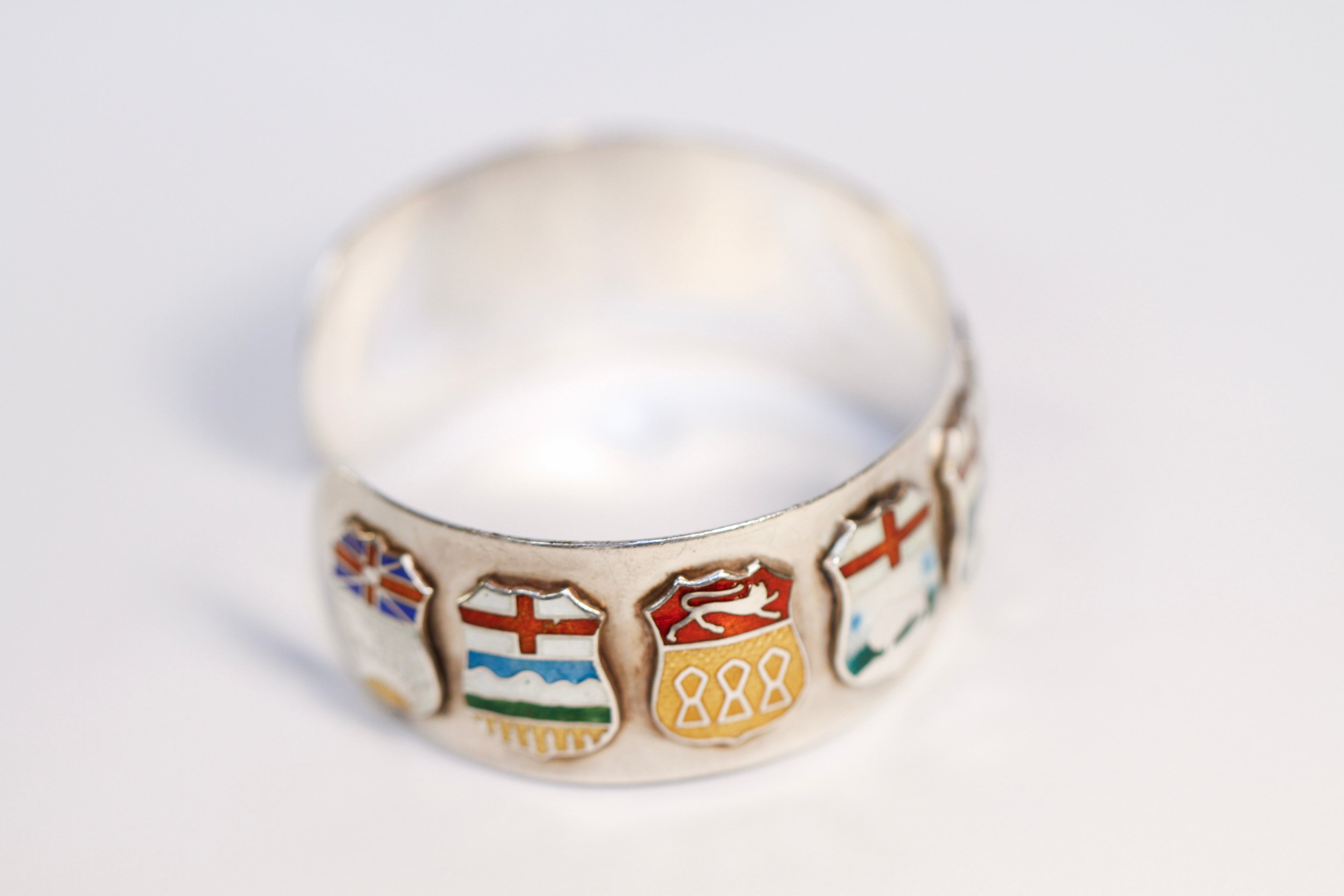 canadian coat of arms cuff - b014