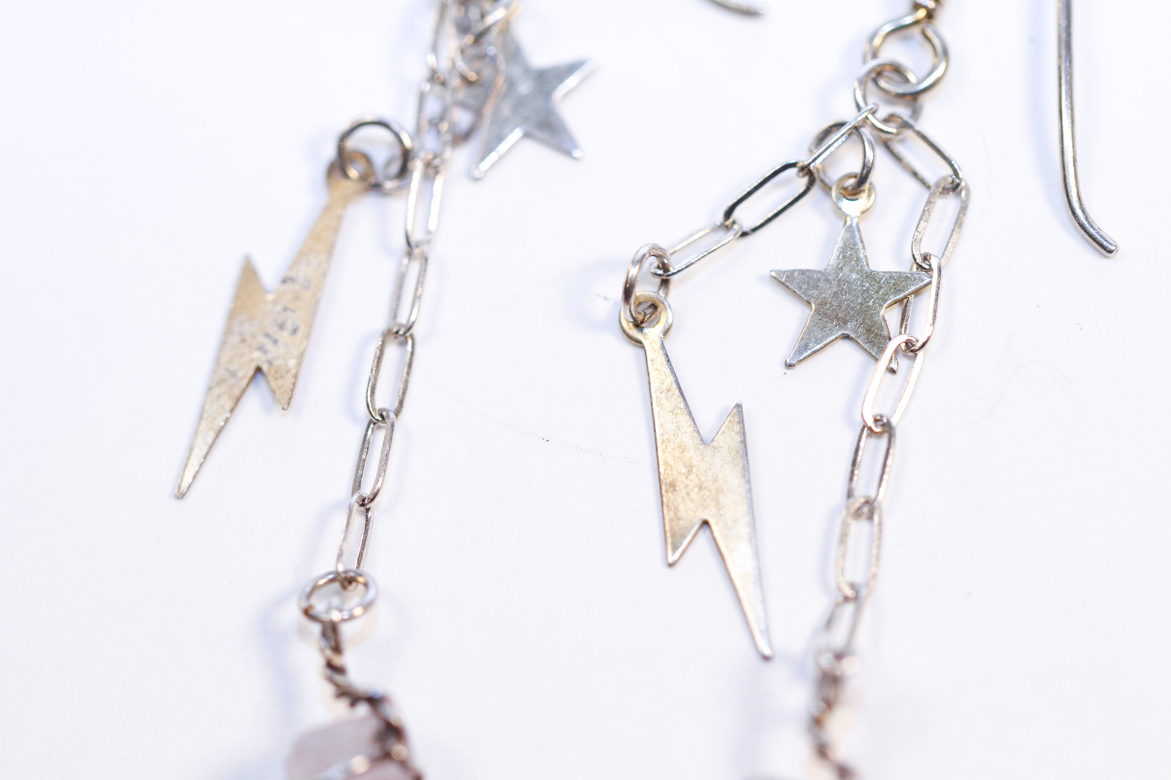 lightning bolt stars hook earring - e032