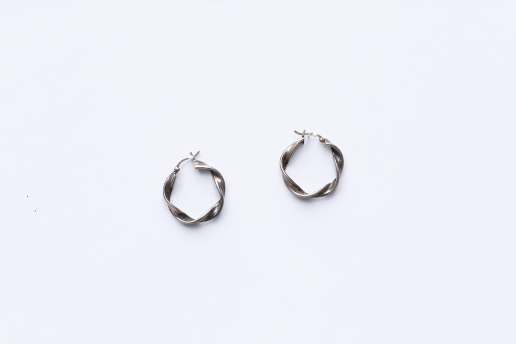 Twist Earrings - E019