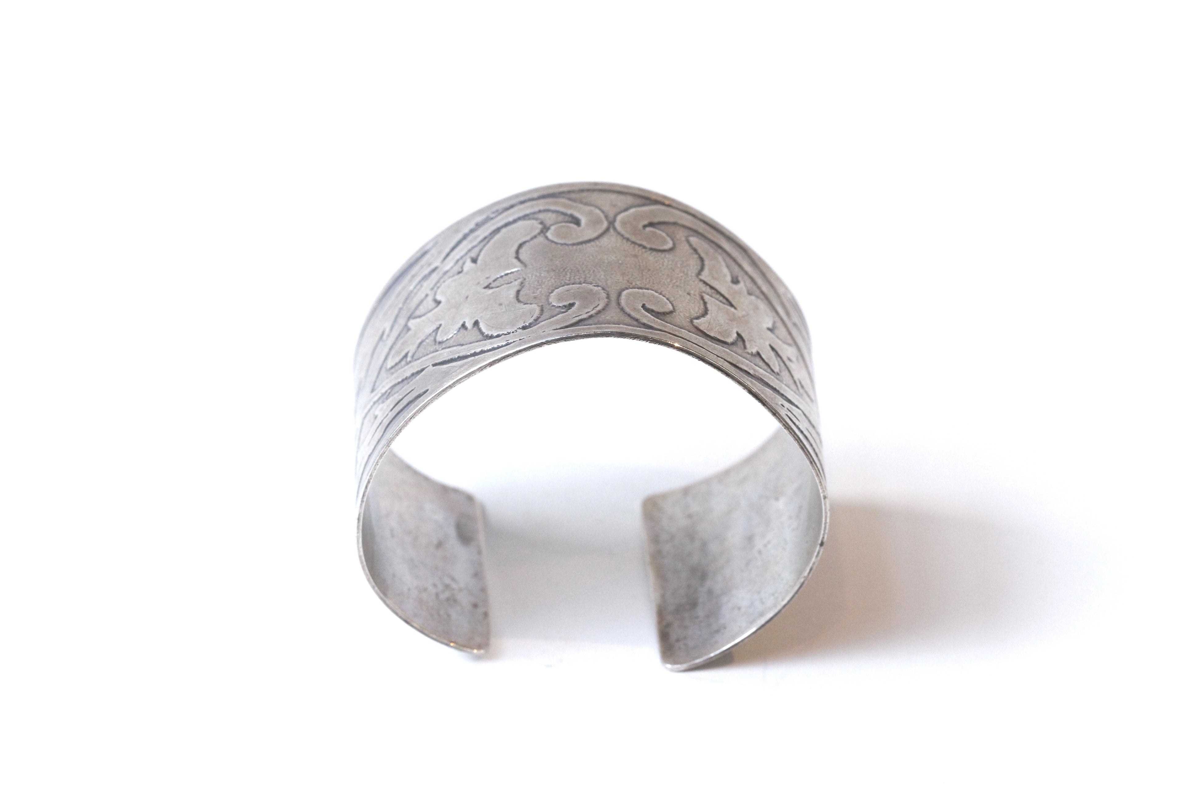 etched cuff - B004