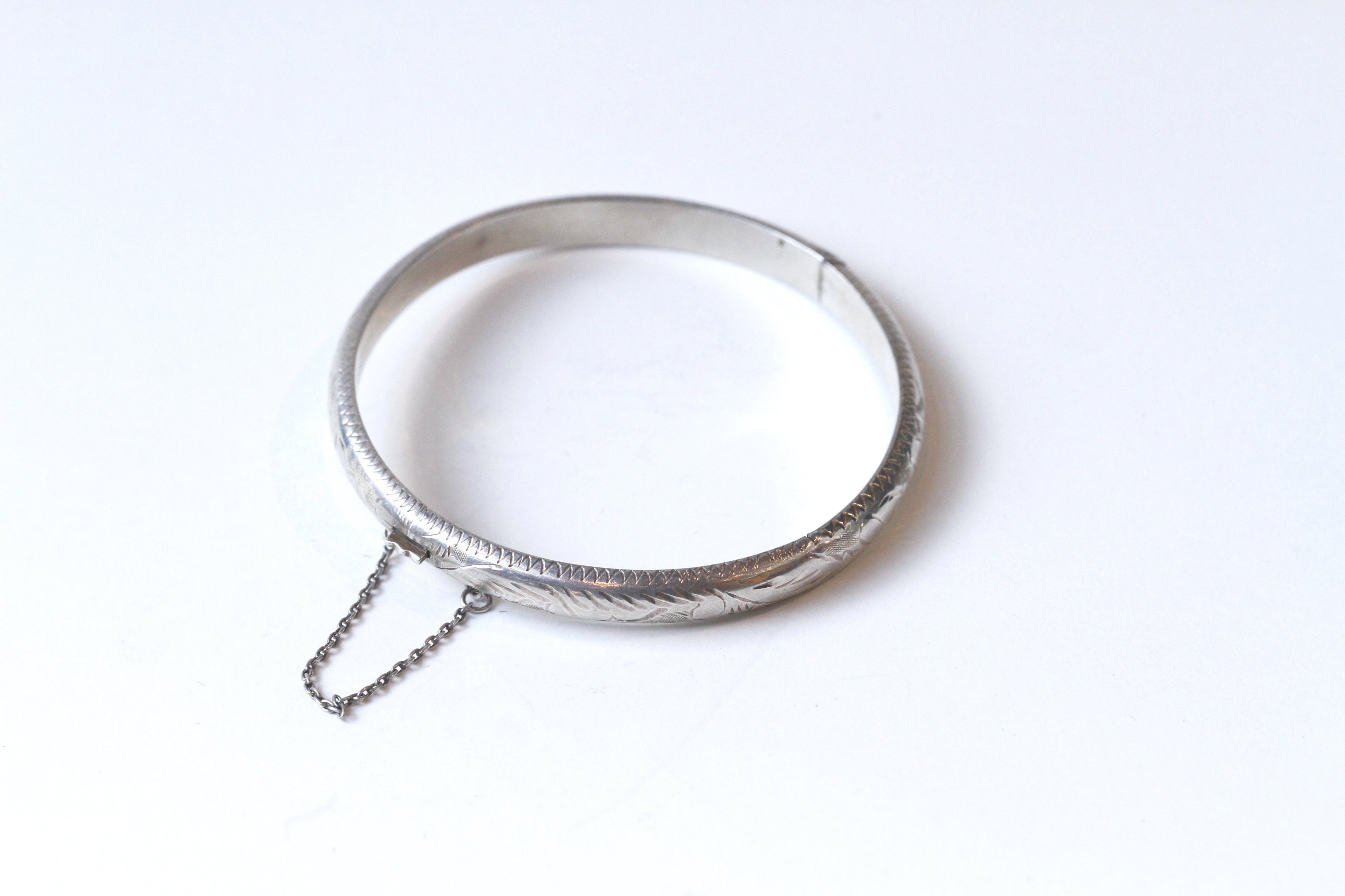 etched hinged bracelet - B009