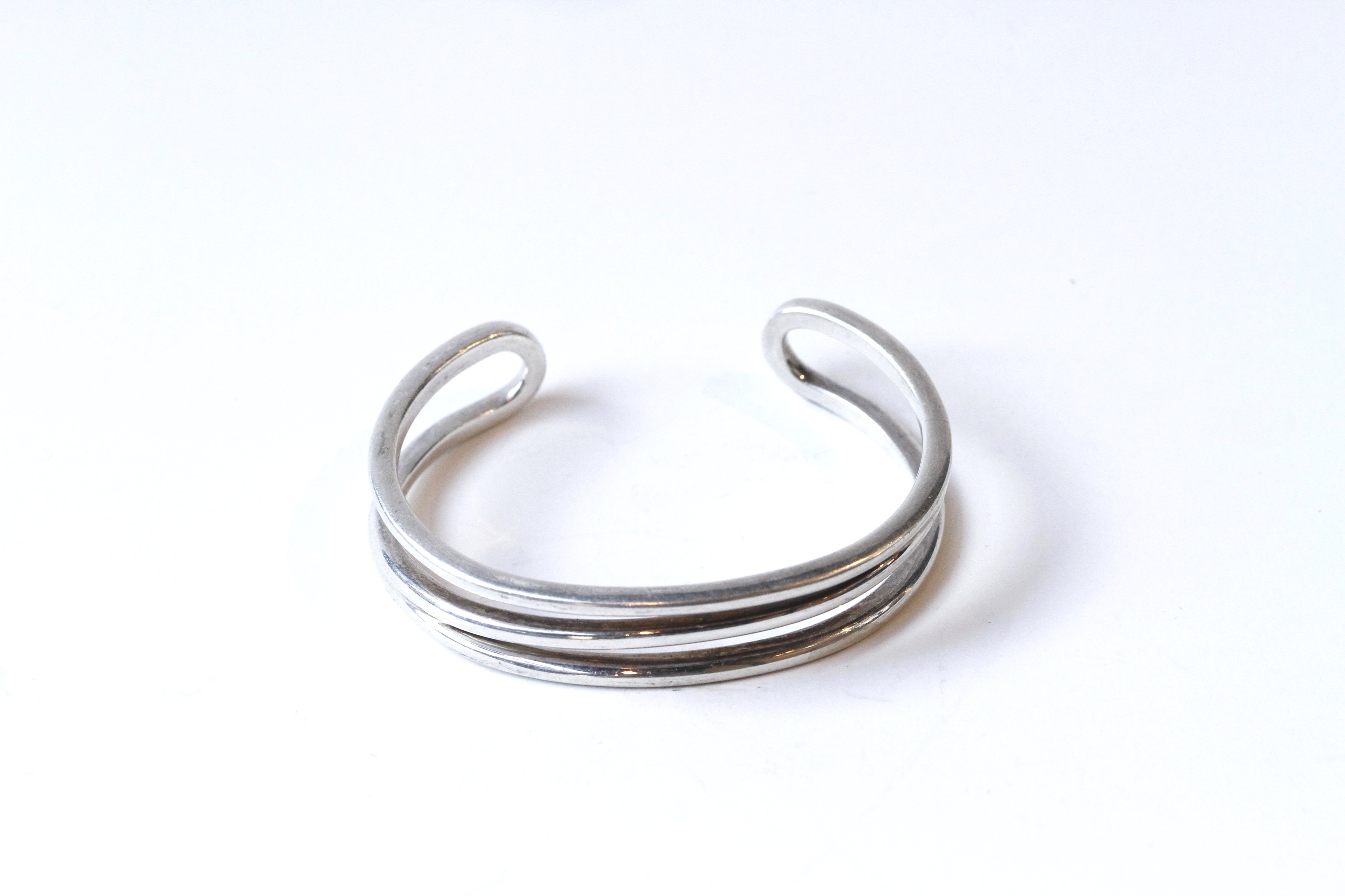 diagonal bracelet - B010