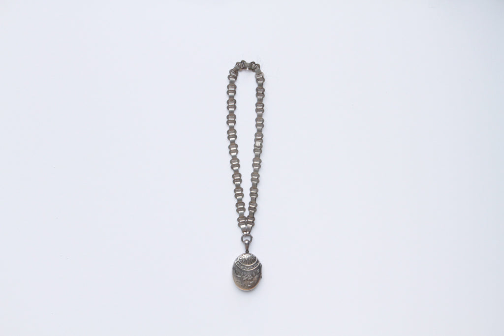 victorian locket floral - n007