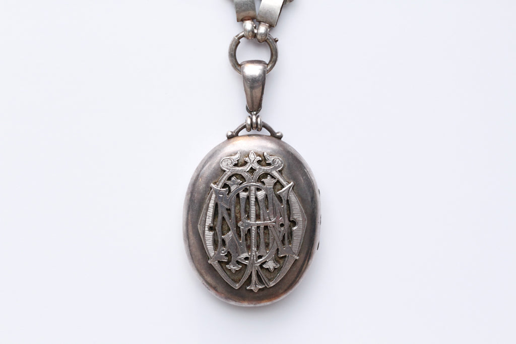 victorian locket - n008