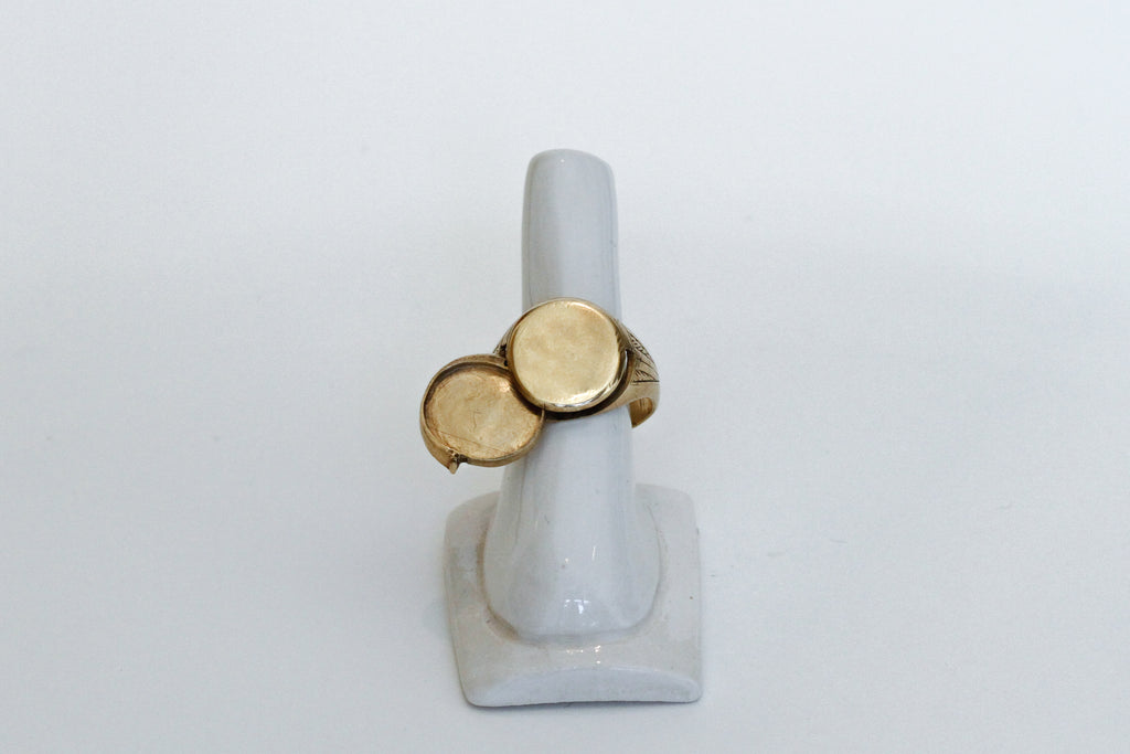 locket 10K gold - r012