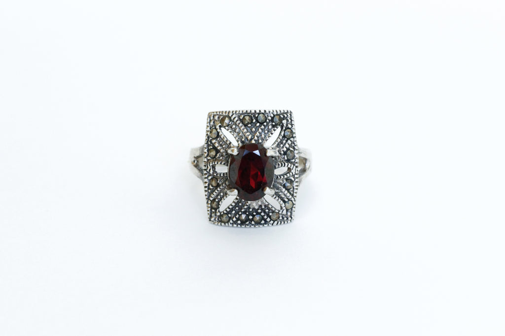 art deco ruby - r023