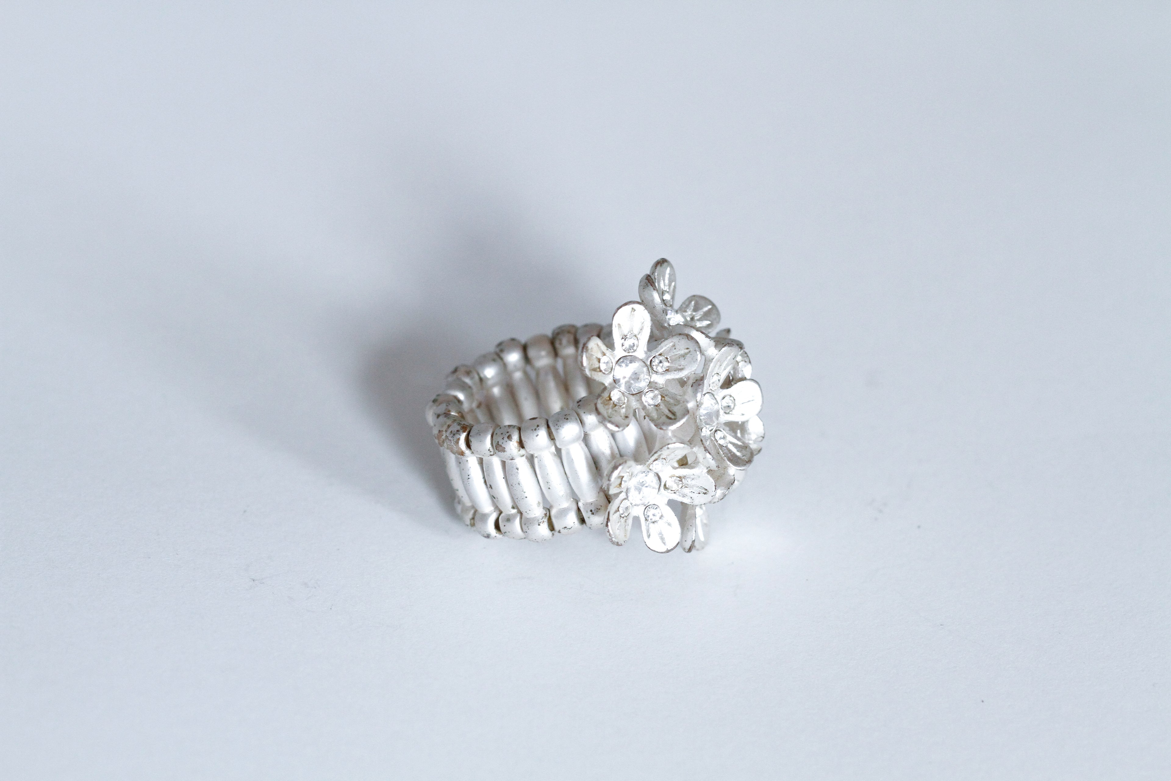 elastic shiny flower - r026