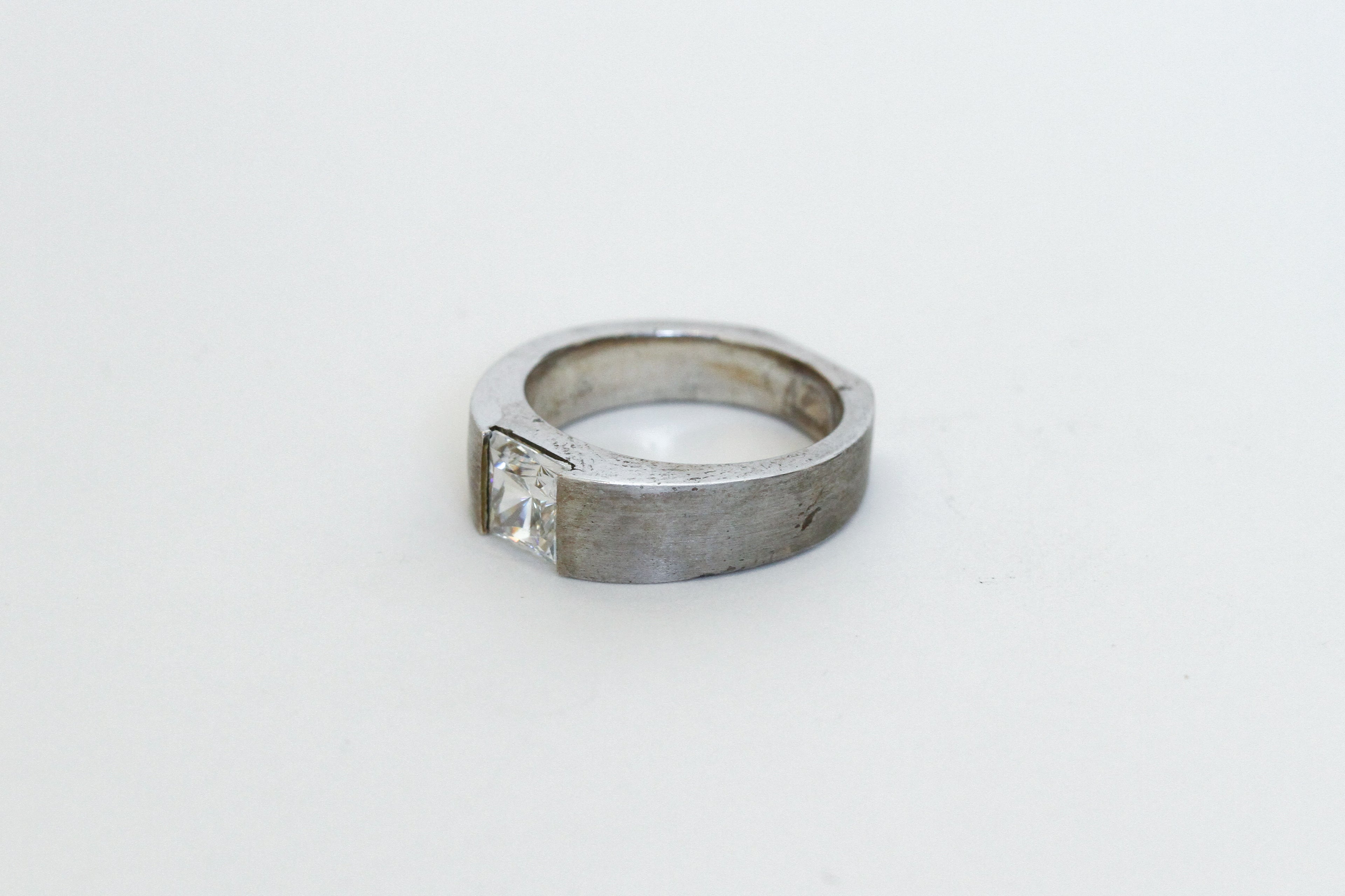 brushed silver inlay - r032