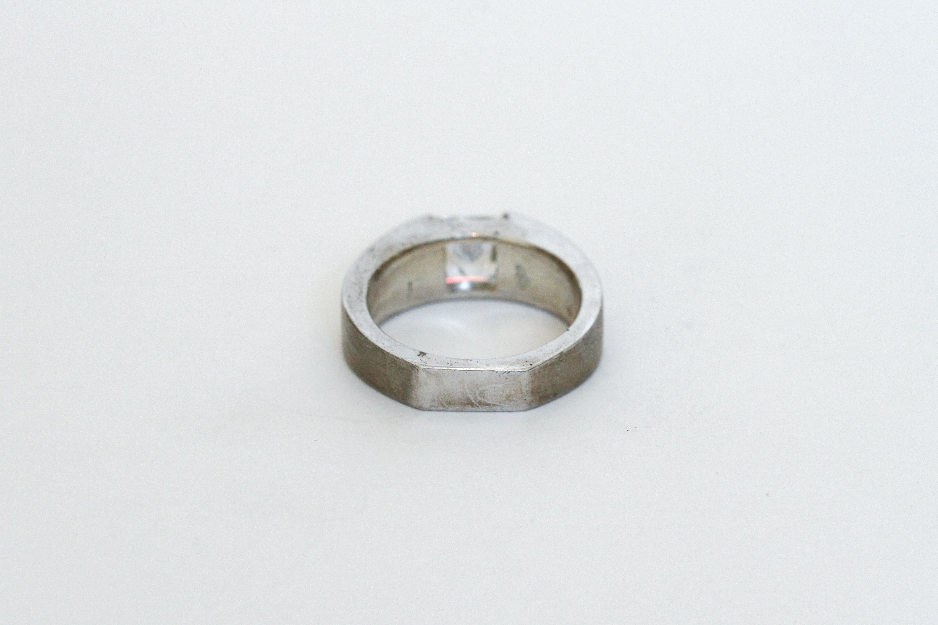 brushed silver inlay - r032