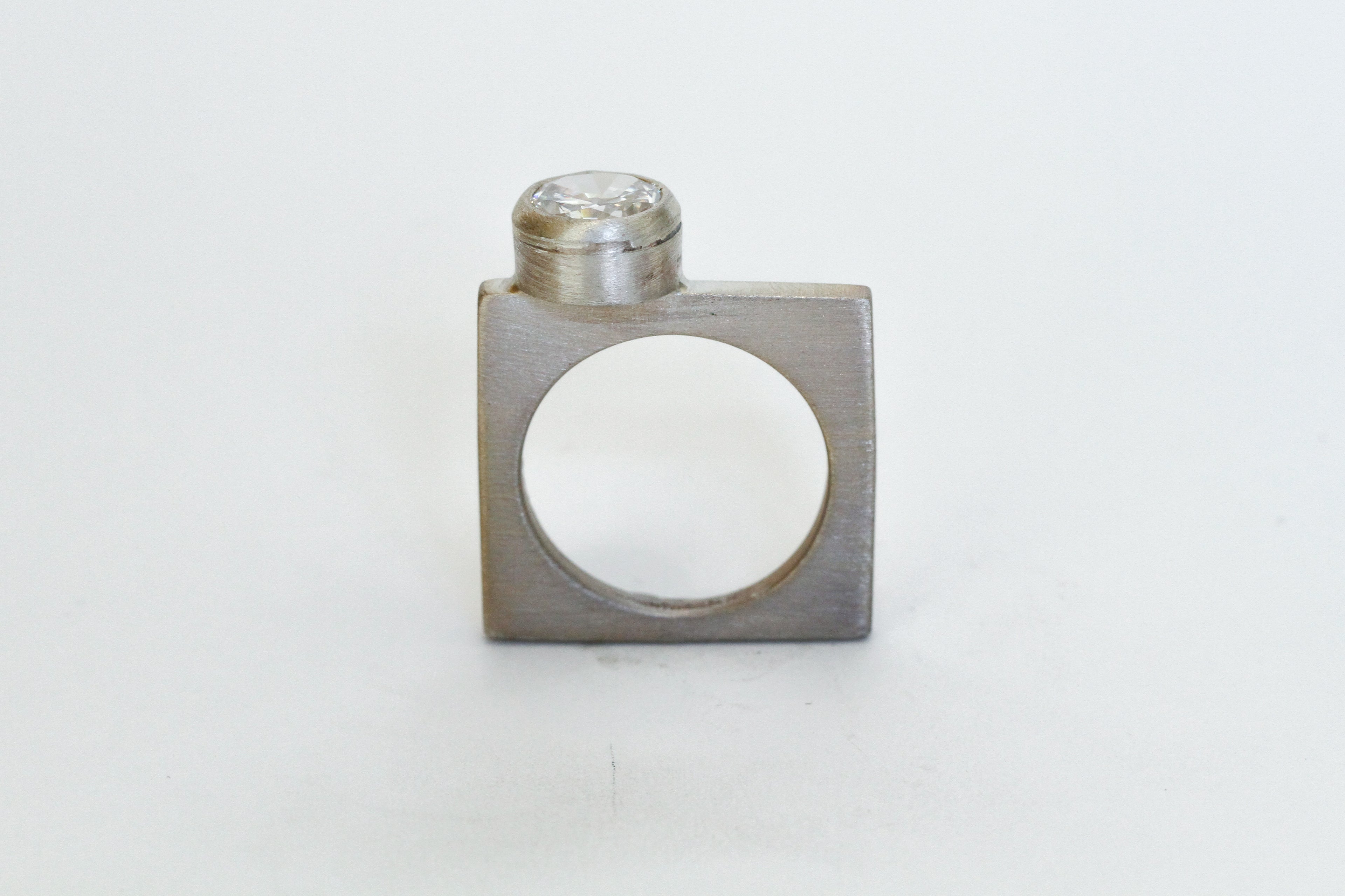 brushed silver square - r033
