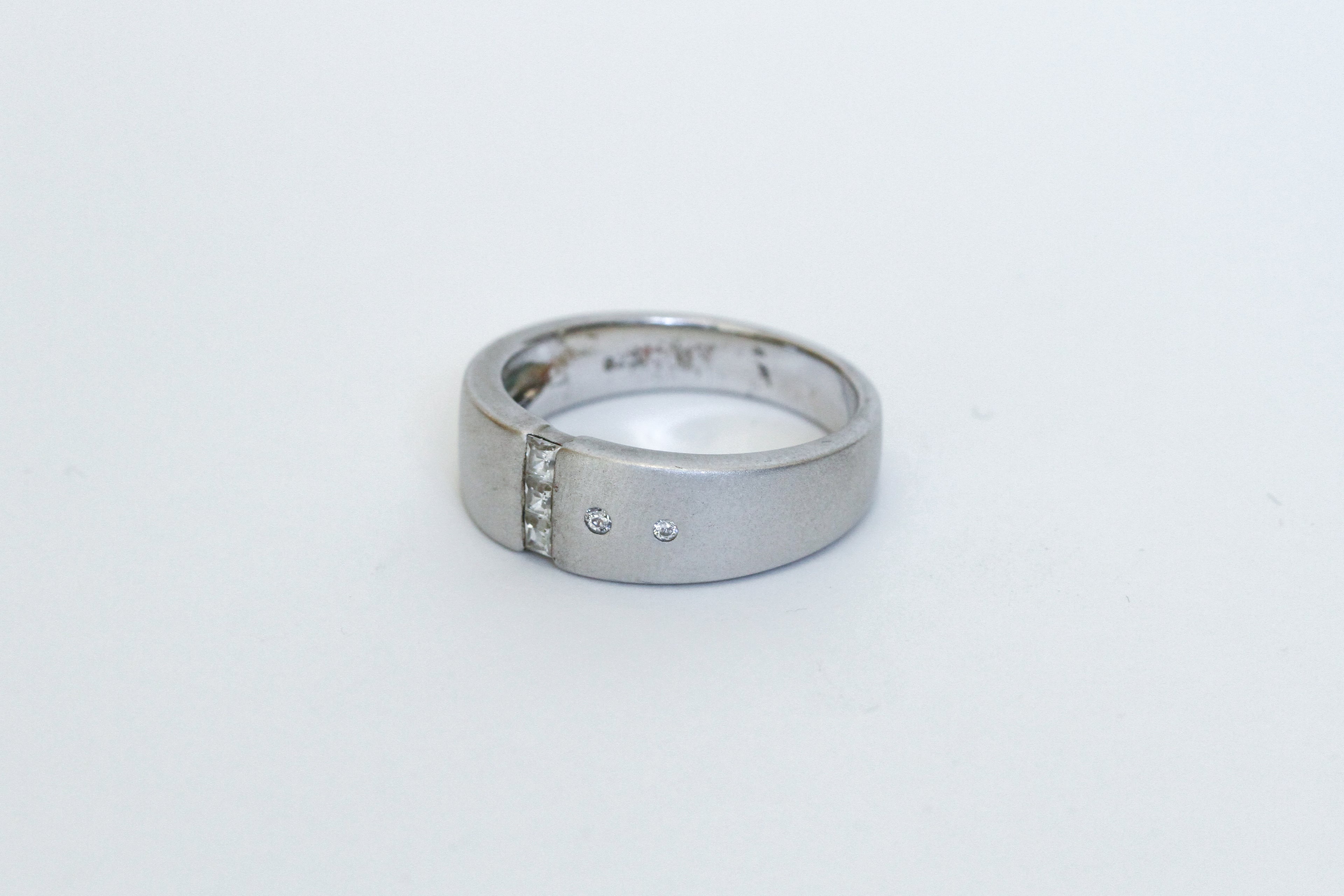 brushed silver insets - r034