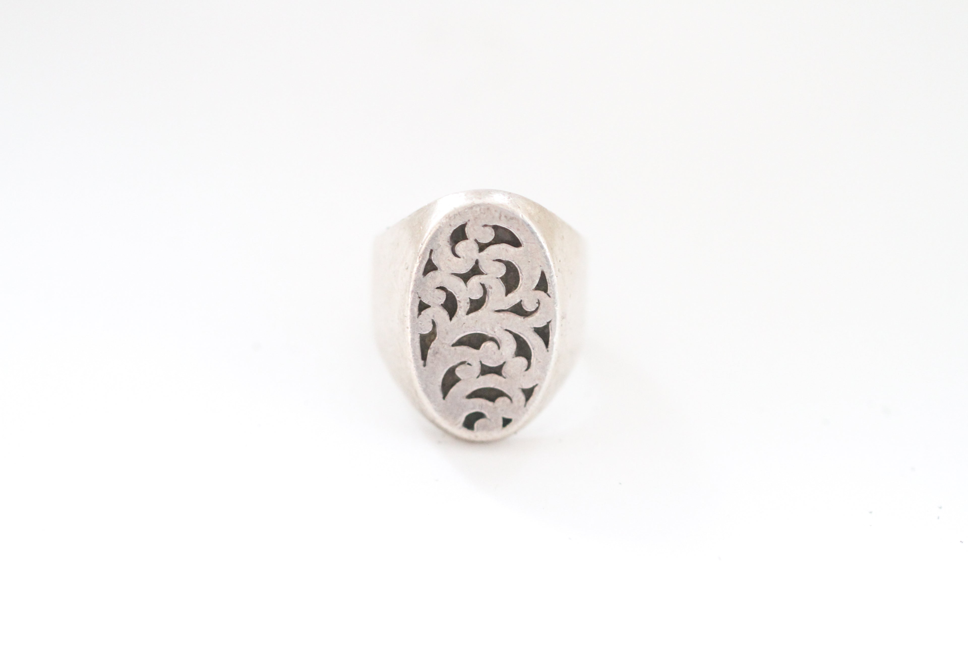 lois hill filigree dome - r050