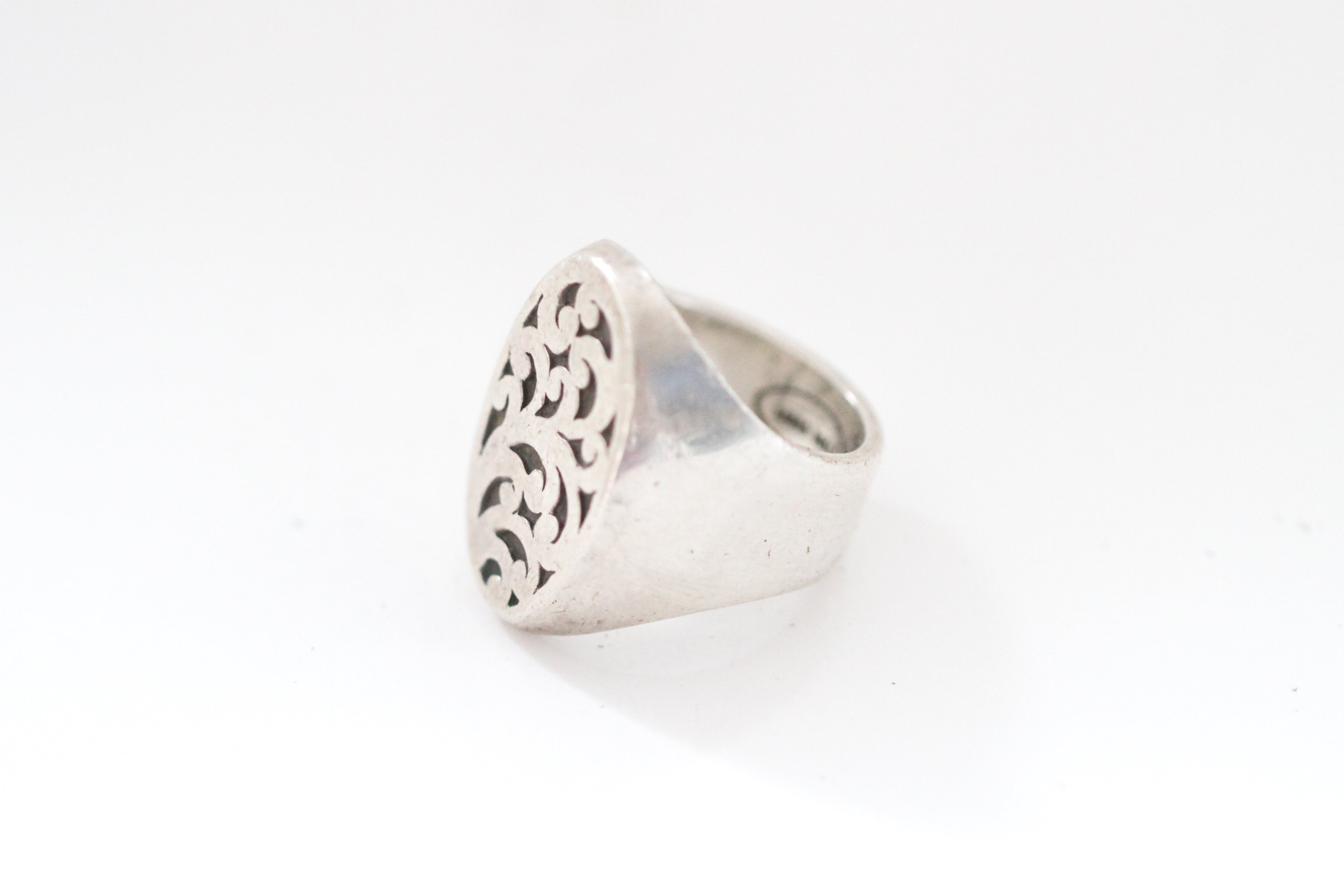 lois hill filigree dome - r050