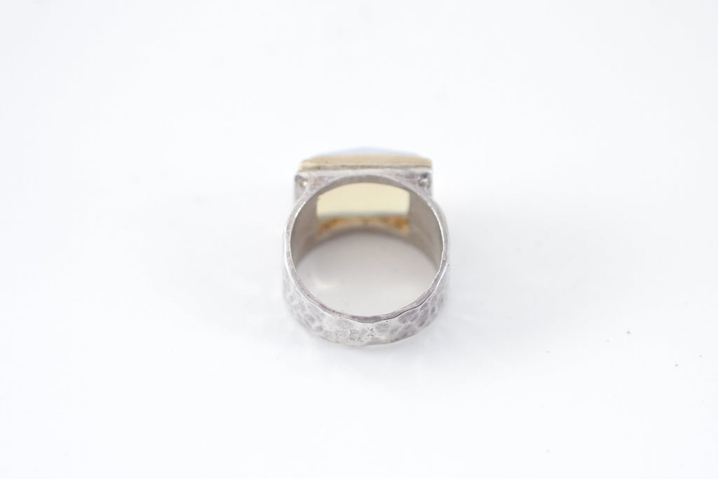 gold rim moonstone - r074