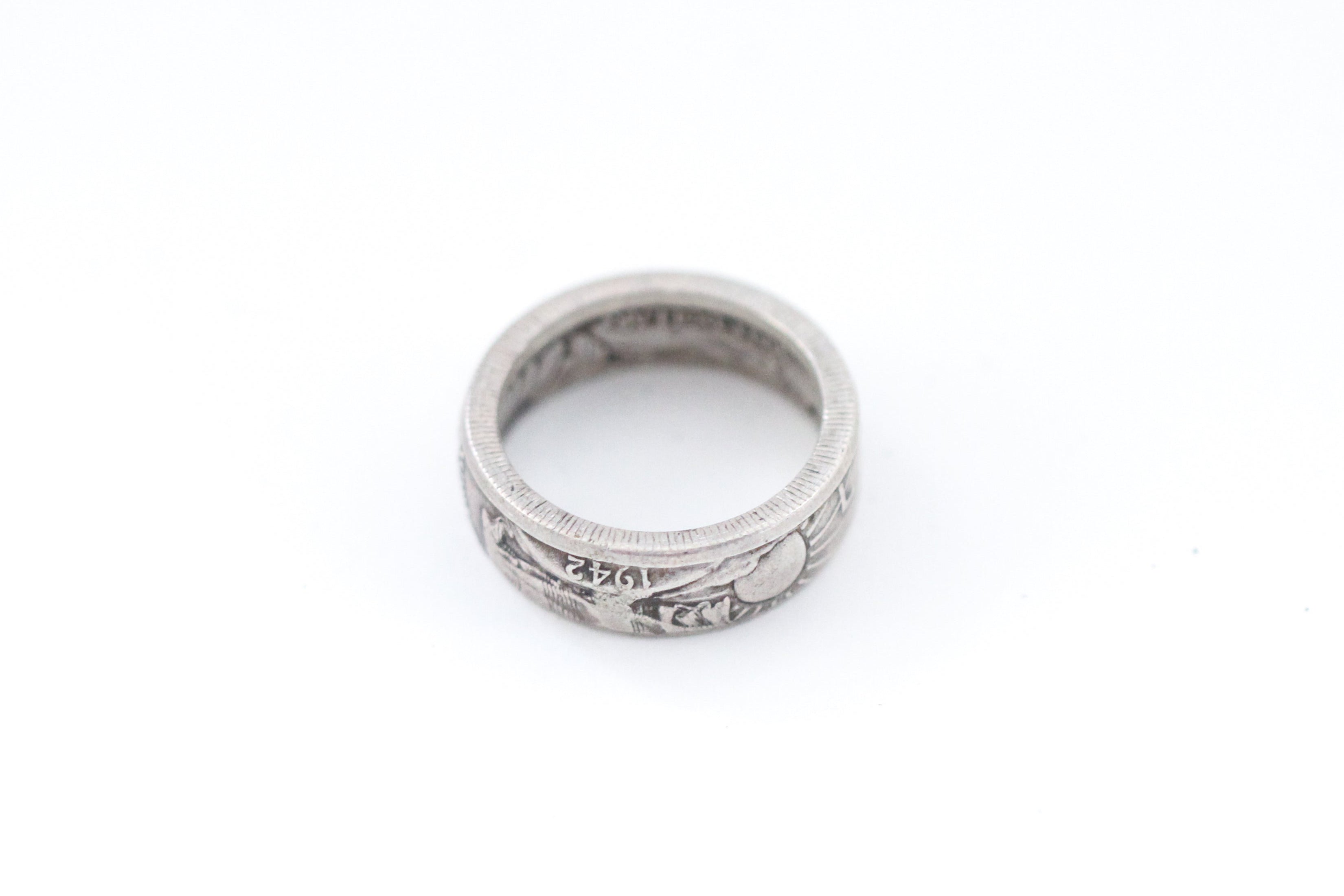 1942 walking liberty half dollar coin - r077