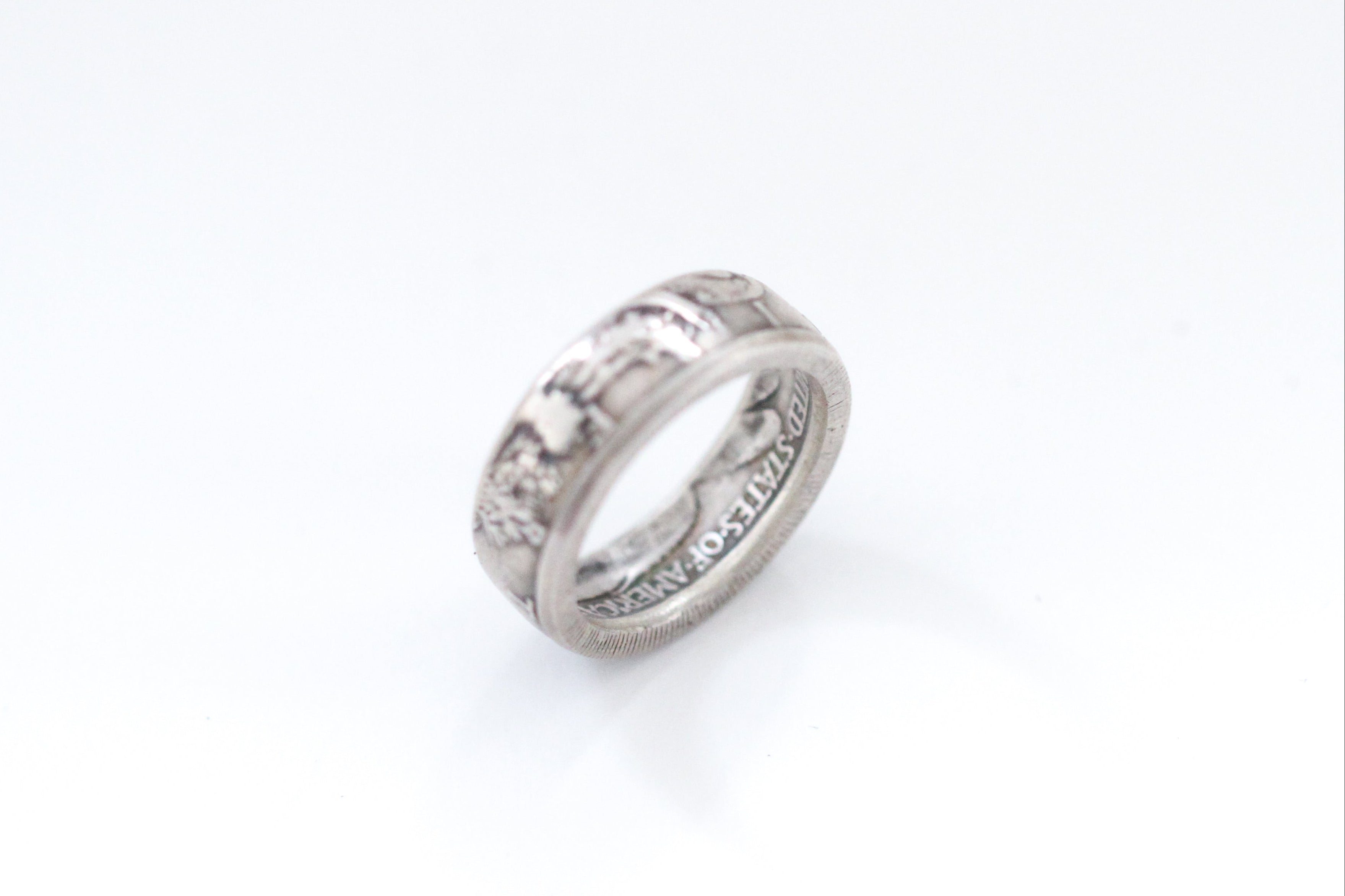 1942 walking liberty half dollar coin - r077