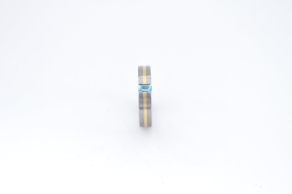 two toned titanium gold line blue topaz - r087
